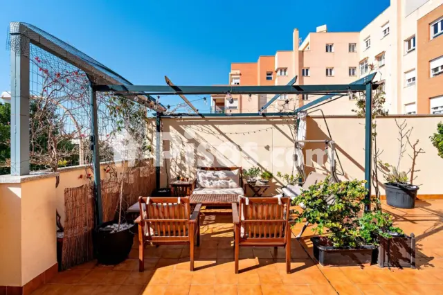 Piso en venta en Pabellón-Estación-Corte Inglés, Barrio Plaza de la Luz (El Ejido) de 199.000 €
