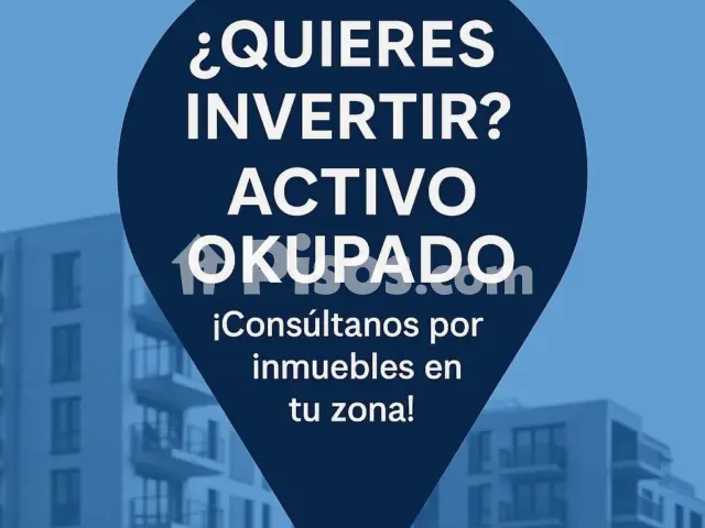 Casa adosada en venta en Calle Grecia