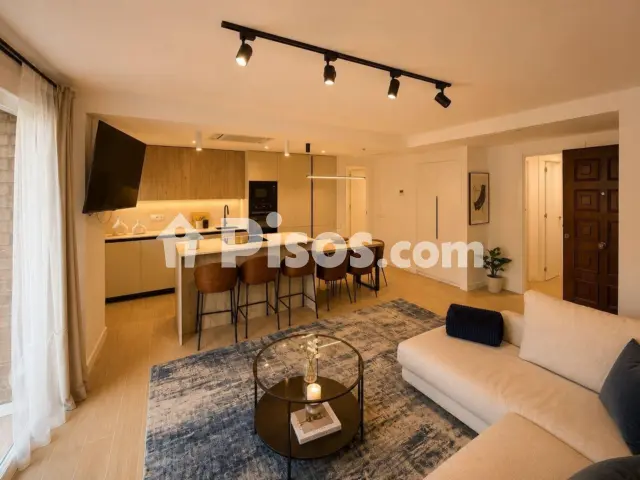 Piso en venta en Calle de la Pianista Amparo Iturbi, cerca de Avenida de César Giorgeta, La Creu Coberta (Distrito Jesús. València Capital) de 579.000 €