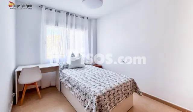 Habitación en alquiler en Calle del Jazmín, Carolinas (Distrito Pla-Carolinas. Alicante - Alacant) de 350 €<span>/mes</span>