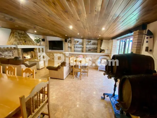 Casa adosada en venta en Calle de los Gavilanes