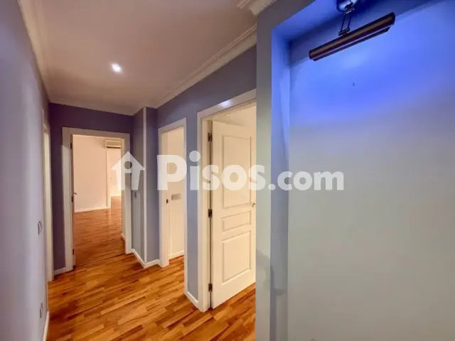 Piso en venta en Calle de los Remedios