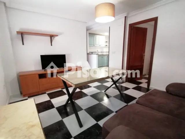 Piso en alquiler en Valdepasillas, Huerta Rosales-Valdepasillas (Badajoz Capital) de 500 €<span>/mes</span>