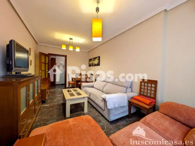 Piso en alquiler en Calle Raphael, Centro (Linares) de 590 €<span>/mes</span>