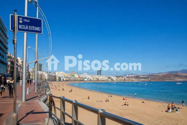 Piso en venta en Calle de Nicolás Estévanez, cerca de Calle Doctor Grau Bassas, Puerto Canteras (Las Palmas de Gran Canaria) de 425.000 €