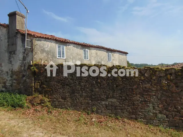Casa en venta en Calle Curbian-Pq Curbian S Mart, Ambreixo (Palas de Rei) de 76.900 €