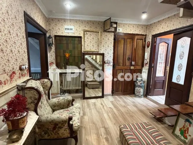 Piso en alquiler en Avilés, Centro (Avilés) de 1.200 €<span>/mes</span>