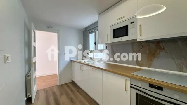 Piso en venta en Calle de Cleriguech, San Lorenzo (Huesca Capital) de 223.000 €