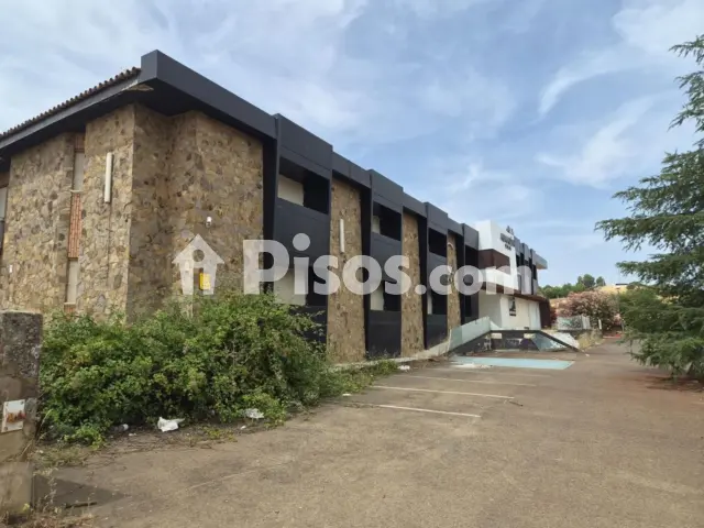 Edificio en venta en Calle C-424