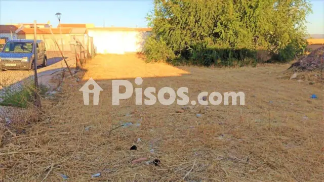 Terreno en venta en Calle de la Fábrica