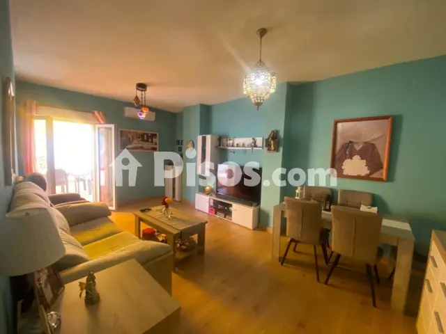 Piso en venta en Avenida de Cristo Rey, cerca de Calle de la Empedrada