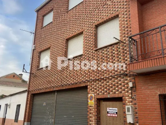 Casa adosada en venta en Calle de la Libertad, 4