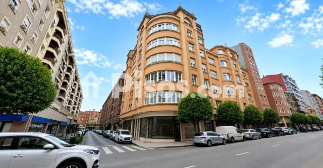 Piso en alquiler en Avenida de Manuel Llaneza, 38, cerca de Calle Ceán Bermúdez, Centro (Distrito Centro. Gijón) de 2.100 €<span>/mes</span>