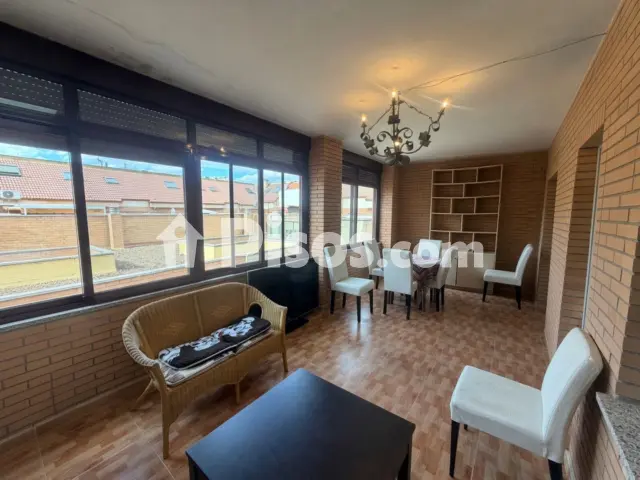 Casa adosada en venta en Calle de la Luz
