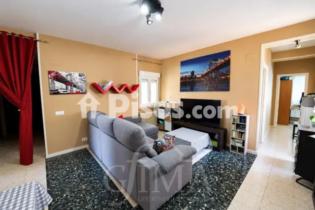 Piso en venta en Glorieta Mª Cristina