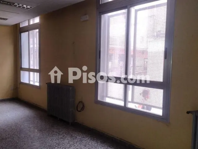 Oficina en venta en Calle del General Rey