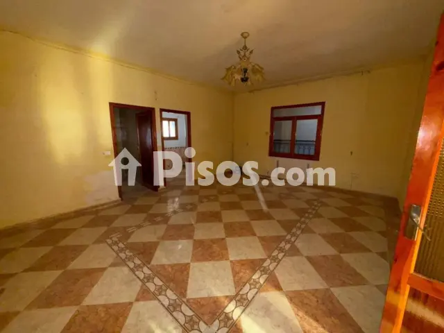 Casa adosada en venta en Calle del Avemaría