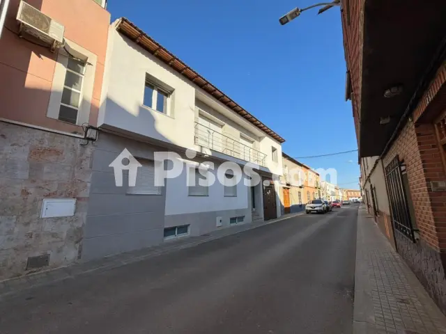 Casa adosada en venta en Castilla La Mancha