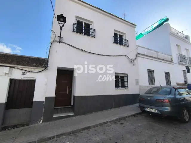 Casa en venta en Andalucia, Fuentes de Andalucía de 109.900 €