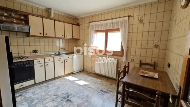 Chalet en venta en Calle del Canal Imperial, Figueruelas de 198.000 €