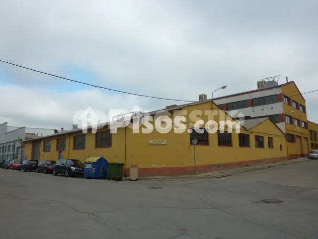 Nave industrial en alquiler en Carrer de Bellfort