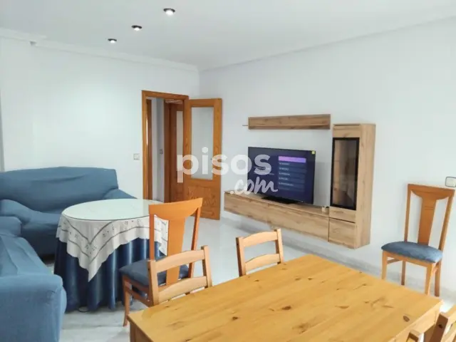 Piso en alquiler en Calle de Rodrigo Alemán, Plasencia de 600 €<span>/mes</span>