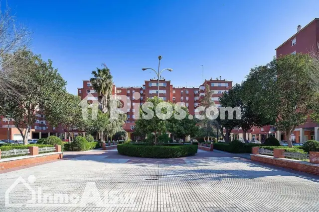 Habitación en alquiler en Calle del Alberche, El Plantinar-El Juncal-Avenida de la Paz (Distrito Sur. Sevilla Capital) de 400 €<span>/mes</span>