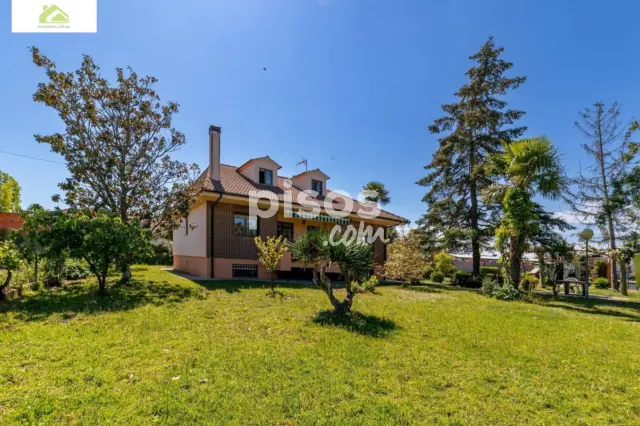 Chalet en venta en Castilla y Leon, Morales del Vino de 250.000 €
