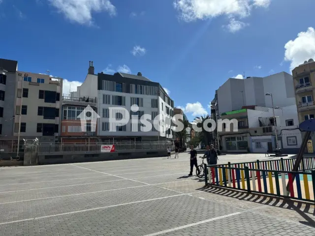 Piso en venta en Calle de Lepanto, 35, cerca de Calle Castillejos, Puerto Canteras (Las Palmas de Gran Canaria) de 390.000 €