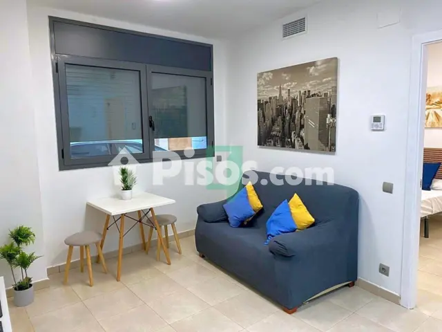Piso en venta en Carrer de Puig Cardener en Barri Antic por 100.000 €