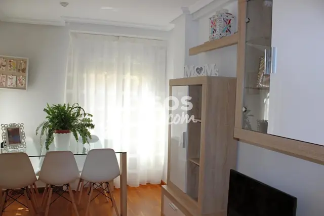 Piso en alquiler en El Plá / San José / Asilo, Plaça de Crevillent-Juzgados (Distrito Núcleo Urbano. Elx - Elche) de 650 €<span>/mes</span>