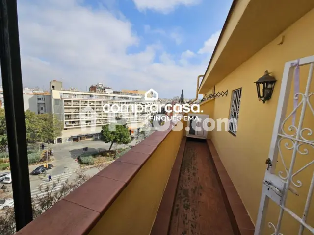 Ático en venta en Calle Masnou del, Les Planes (L'Hospitalet de Llobregat) de 205.000 €