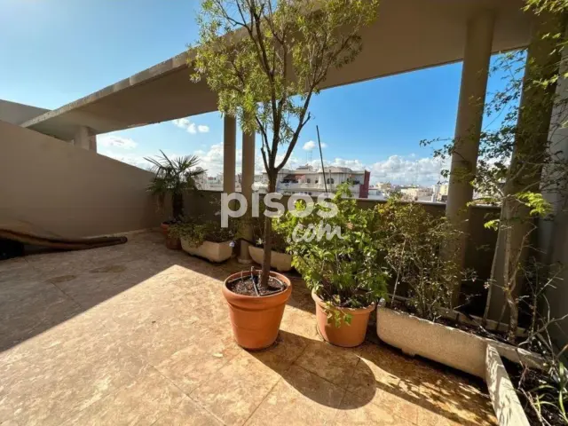 Ático en venta en Gran Via de les Germanies, Russafa (Distrito L'Eixample. València Capital) de 1.200.000 €