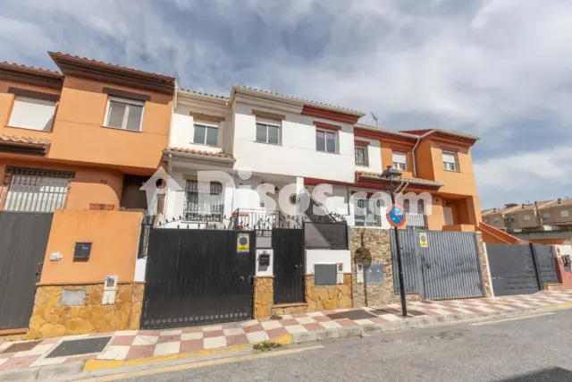 Piso – Churriana de La Vega