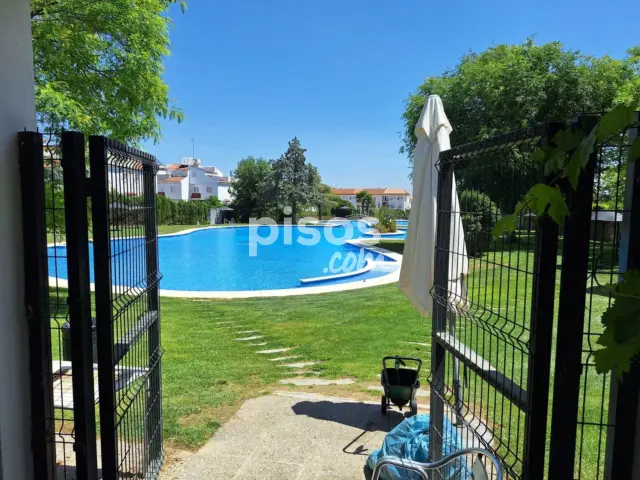 Casa adosada en alquiler en Avenida Montealjarafe, Cavaleri (Mairena del Aljarafe) de 1.350 €<span>/mes</span>