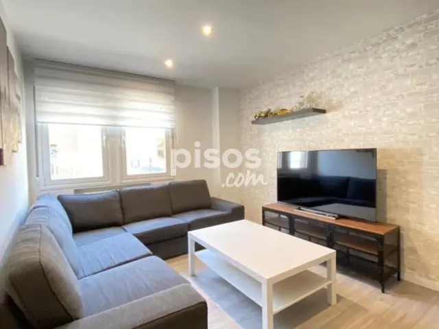 Piso en alquiler en Calle del Doctor Velasco, Plaza Mayor-San Agustín (Segovia Capital) de 1.900 €<span>/mes</span>