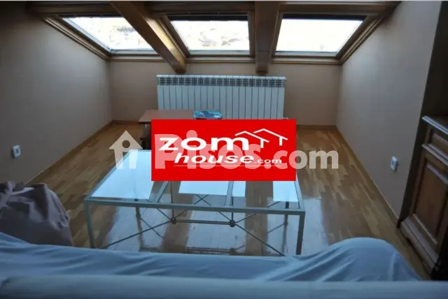Piso en venta en Calle de Santo Domingo de Silos, Centro (Soria Capital) de 221.700 €