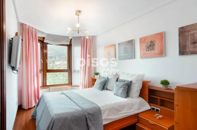 Piso en venta en Calle José Manuel Fuente 'El Tarangu', 3, Nueva Huca (Oviedo) de 270.000 €