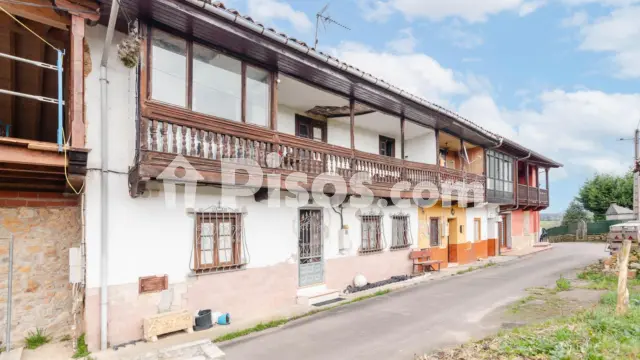 Finca rústica en venta en Calle Paraes, Número 13, Nava de 68.000 €