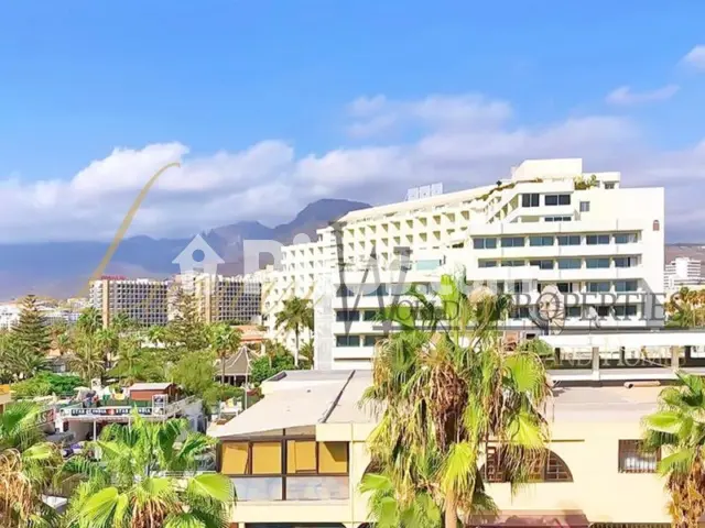 Dúplex en venta en Avenida de Rafael Puig Lluvina, Playa de Las Américas (Arona) de 370.000 €