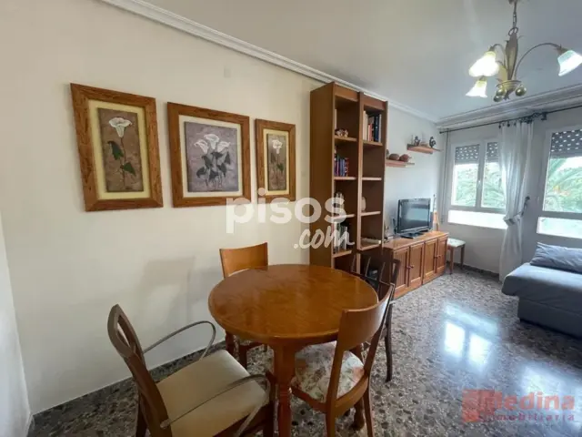 Piso en alquiler en Raval/Puertas Coloradas, El Raval-Puertas Encarnades (Distrito Núcleo Urbano. Elx - Elche) de 700 €<span>/mes</span>