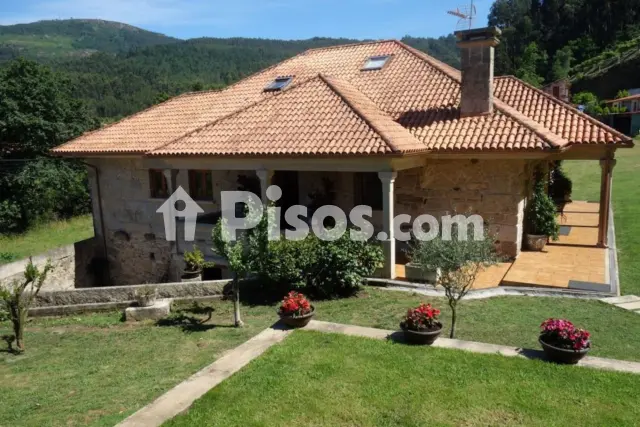 Chalet en venta en Calle Tombo, Número 0, Meis (San Martín) de 750.000 €