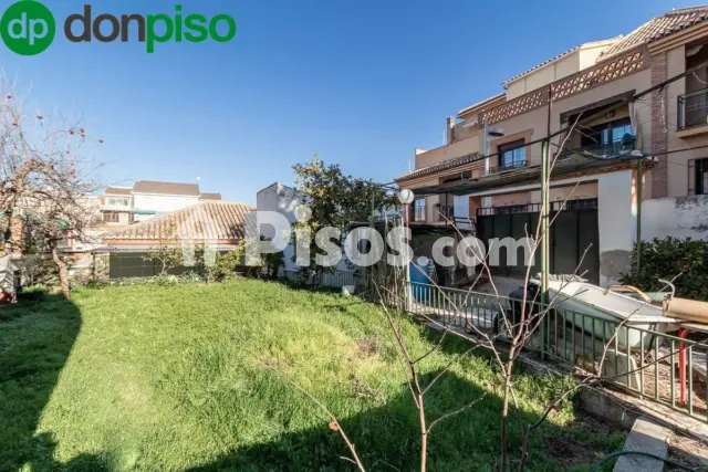 Casa en venta en Calle de la Cañadilla, Huétor Vega de 550.000 €