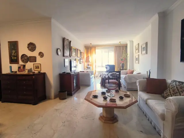 Piso en venta en Calle de Zurbarán, Centro Histórico (Badajoz Capital) de 310.000 €