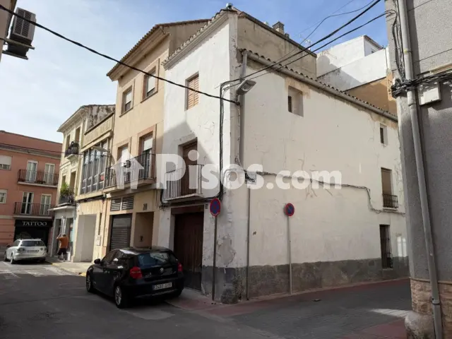 Casa en venta en Calle del Molino, Buñol de 70.000 €