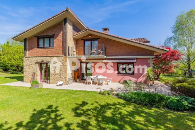 Chalet en venta en Camino de Larrañategi, Aiete-Miramon (San Sebastián - Donostia) de 1.480.000 €