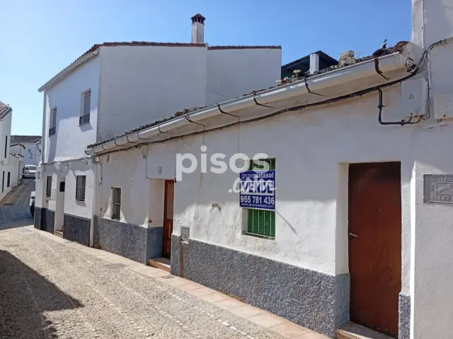 Casa en venta en Calle del Olivo, Higuera de la Sierra de 50.000 €