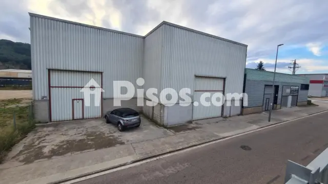 Nave industrial en venta en Carrer de la Font dels Bocs, 15 - Widok 2