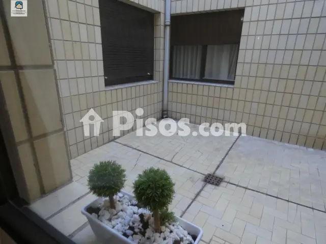 Piso en alquiler en Centro, Centro (Palencia Capital) de 1.350 €<span>/mes</span>