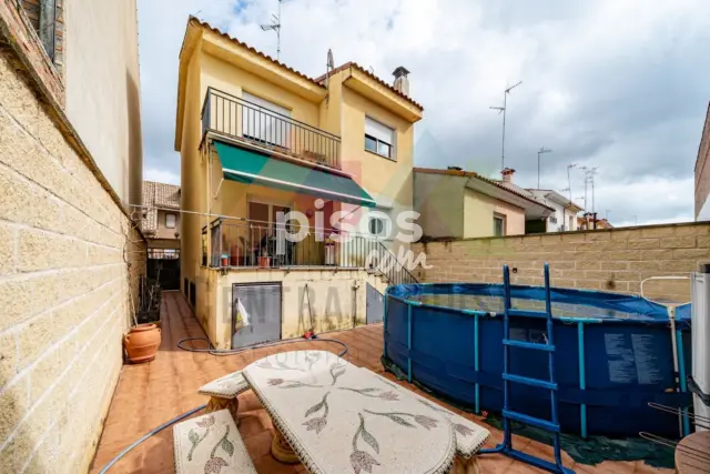 Casa pareada en venta en Calle de la Herradura, Parque Manuel de Vega-Carretera de Ugena (Illescas) de 260.000 €
